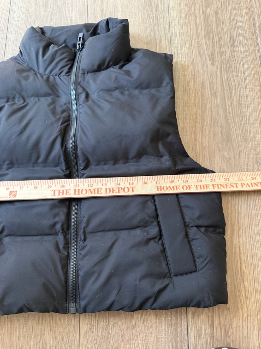 Zara Black Puffer Vest - SZ M - Picture 10 of 12